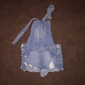 Overall jean shorts